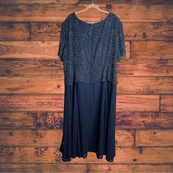 Night Scene Navy Beaded Formal Dress 6XL - Picture 2 of 7